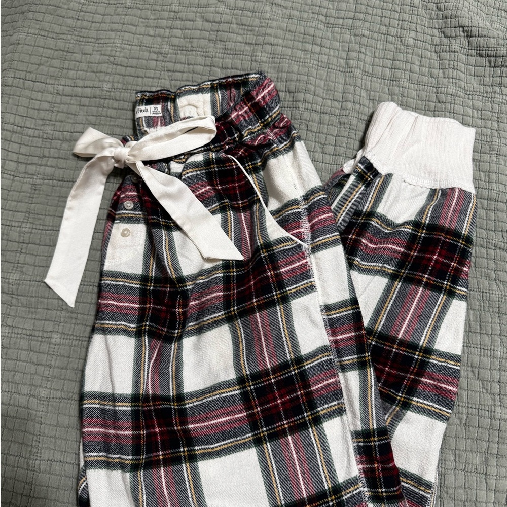 Abercrombie & Fitch Plaid Sleep Pants